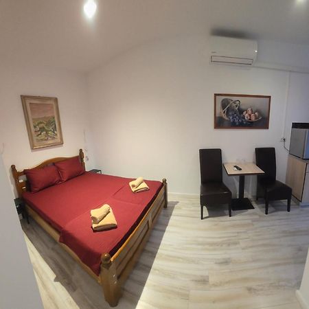 Wow Cazare Cimpineanca Bagian luar foto